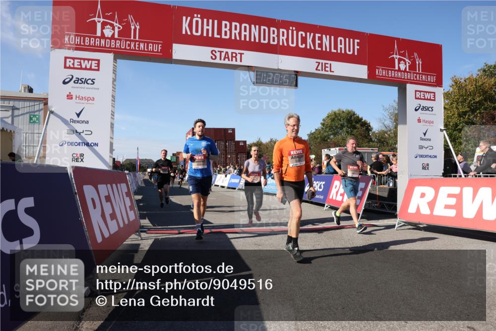 03.10.2025 - Köhlbrandbrückenlauf Lena Gebhardt http://msf.ph/oto/9049516 03.10.2025 13:20:58 Ziel 4680, 4709, 4915, 4916, 5006, 5084, 5130, 5156, 5169, 5363, 5377, 5480, 5501, 6296, 6645, 6646, 6648, 6650, 6703, 6780 meine-sportfotos.de