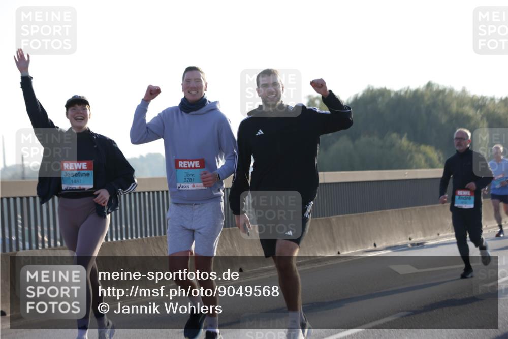 03.10.2025 - Köhlbrandbrückenlauf Jannik Wohlers http://msf.ph/oto/9049568 03.10.2025 09:18:27 Position 3 1487, 3781 meine-sportfotos.de