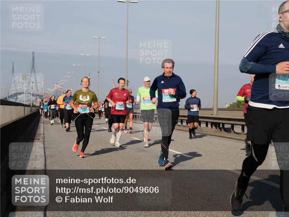 03.10.2025 - Köhlbrandbrückenlauf Fabian Wolf http://msf.ph/oto/9049606 03.10.2025 10:01:01 Position 3 1712, 1883 meine-sportfotos.de