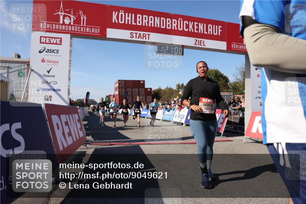 03.10.2025 - Köhlbrandbrückenlauf Lena Gebhardt http://msf.ph/oto/9049621 03.10.2025 13:21:01 Ziel 4680, 4915, 4916, 5006, 5084, 5130, 5156, 5169, 5363, 5377, 5501, 6282, 6296, 6645, 6646, 6648, 6650, 6780 meine-sportfotos.de