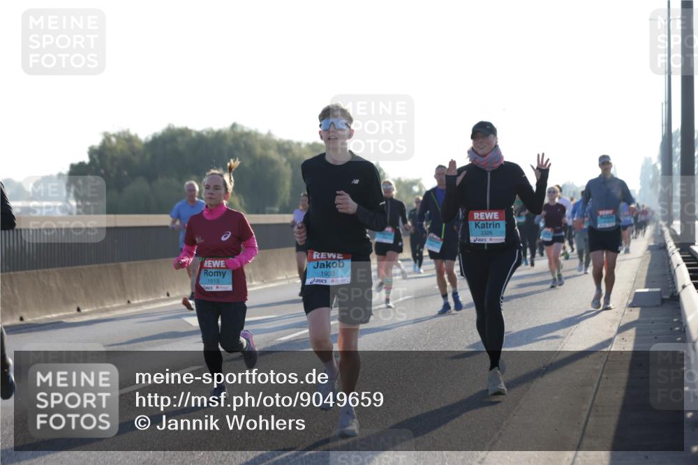 03.10.2025 - Köhlbrandbrückenlauf Jannik Wohlers http://msf.ph/oto/9049659 03.10.2025 09:18:30 Position 3 1515, 1933, 3326 meine-sportfotos.de