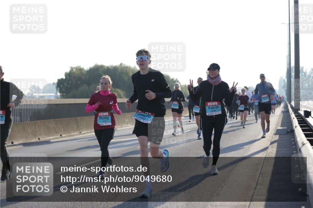 03.10.2025 - Köhlbrandbrückenlauf Jannik Wohlers http://msf.ph/oto/9049680 03.10.2025 09:18:30 Position 3 1515, 1933, 3326 meine-sportfotos.de