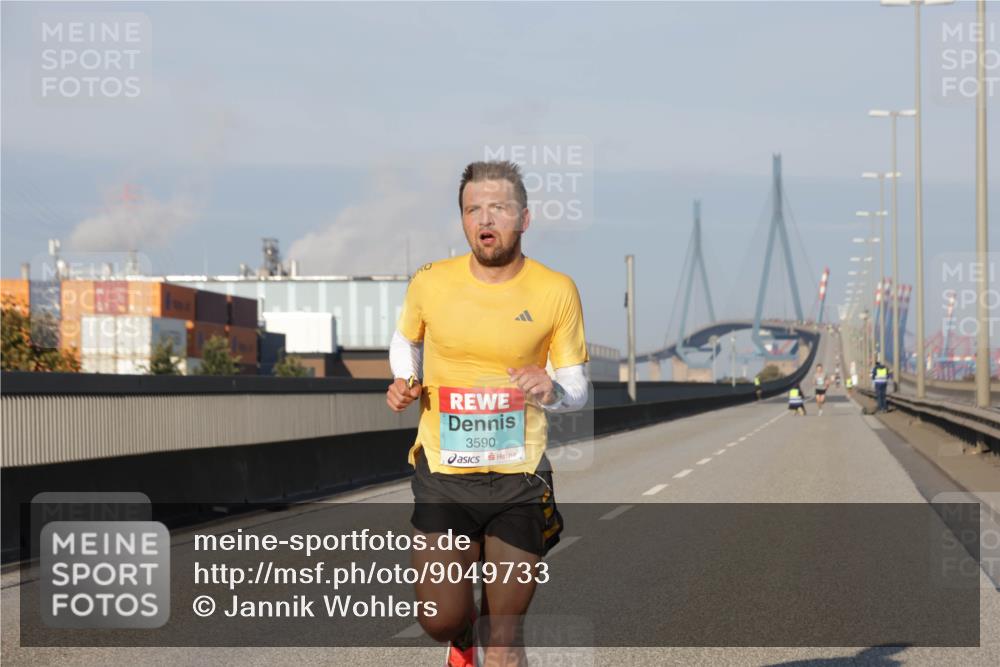 03.10.2025 - Köhlbrandbrückenlauf Jannik Wohlers http://msf.ph/oto/9049733 03.10.2025 09:34:44 Position 3 3590 meine-sportfotos.de
