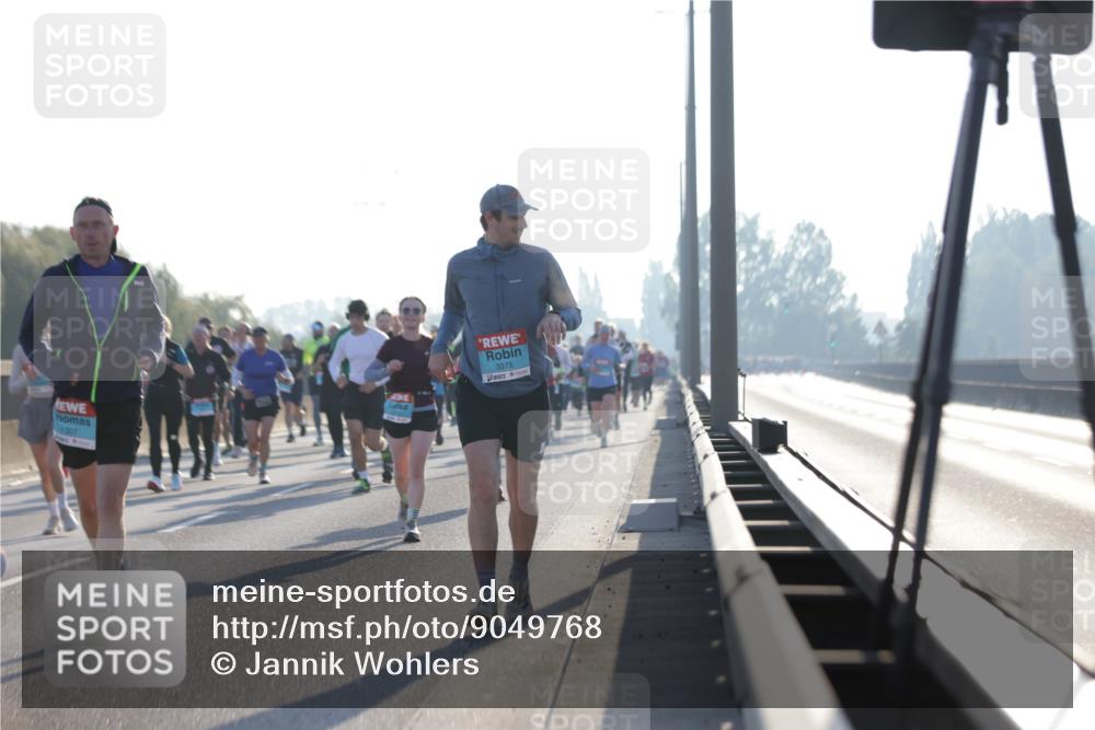 03.10.2025 - Köhlbrandbrückenlauf Jannik Wohlers http://msf.ph/oto/9049768 03.10.2025 09:18:32 Position 3 1307, 3375 meine-sportfotos.de