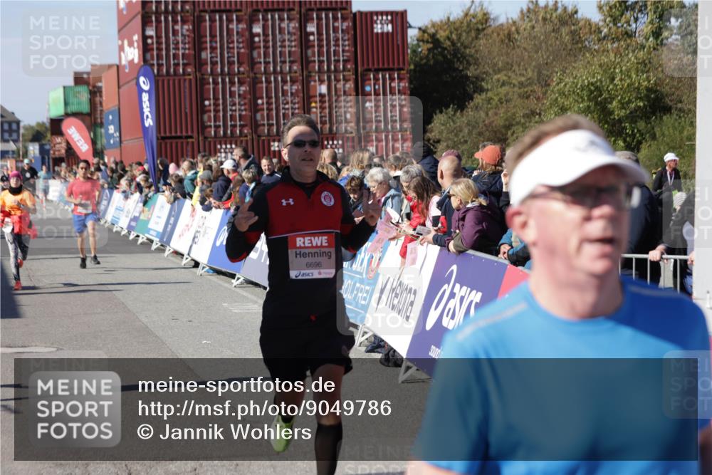 03.10.2025 - Köhlbrandbrückenlauf Jannik Wohlers http://msf.ph/oto/9049786 03.10.2025 13:07:53 Ziel 4159, 4310, 4382, 4639, 5959, 5993, 6120, 6163, 6244, 6285, 6348, 6384, 6409, 6651, 6696, 6821 meine-sportfotos.de