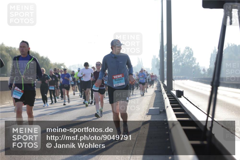 03.10.2025 - Köhlbrandbrückenlauf Jannik Wohlers http://msf.ph/oto/9049791 03.10.2025 09:18:32 Position 3 1307, 3375 meine-sportfotos.de