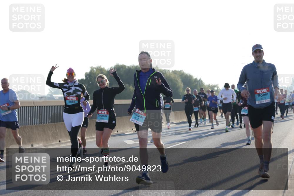 03.10.2025 - Köhlbrandbrückenlauf Jannik Wohlers http://msf.ph/oto/9049823 03.10.2025 09:18:33 Position 3 1636, 1307, 3375 meine-sportfotos.de