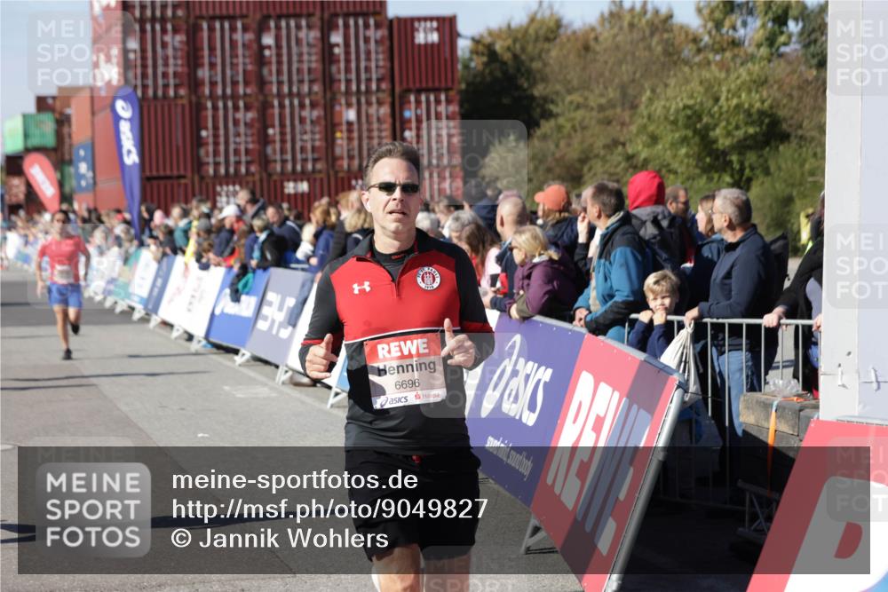03.10.2025 - Köhlbrandbrückenlauf Jannik Wohlers http://msf.ph/oto/9049827 03.10.2025 13:07:54 Ziel 4159, 4310, 4382, 4639, 5959, 5993, 6120, 6163, 6244, 6285, 6348, 6384, 6409, 6651, 6696, 6821 meine-sportfotos.de