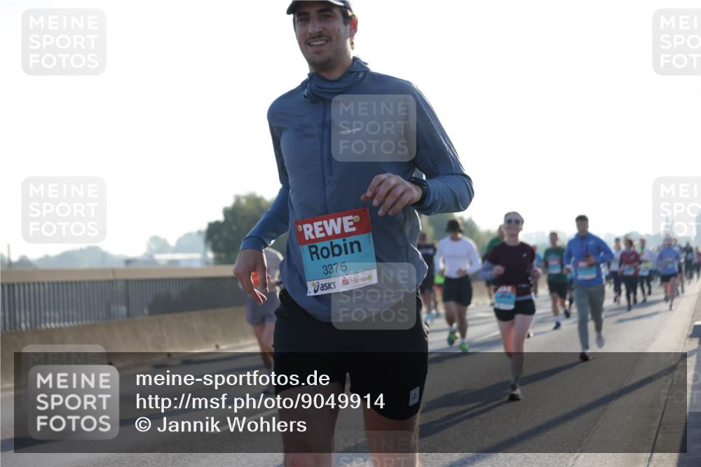 03.10.2025 - Köhlbrandbrückenlauf Jannik Wohlers http://msf.ph/oto/9049914 03.10.2025 09:18:35 Position 3 3375 meine-sportfotos.de