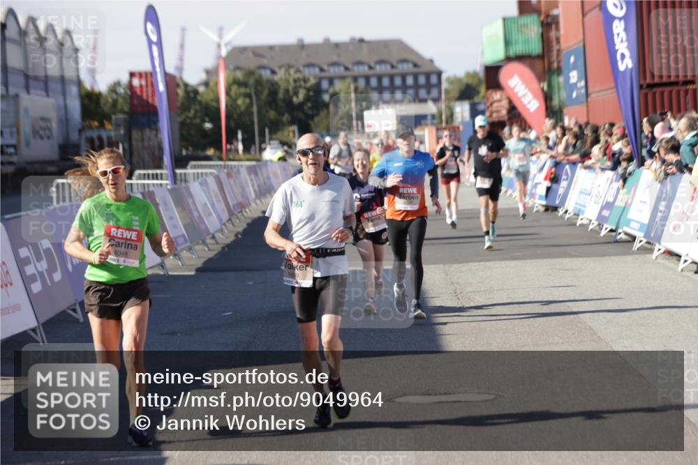 03.10.2025 - Köhlbrandbrückenlauf Jannik Wohlers http://msf.ph/oto/9049964 03.10.2025 13:07:58 Ziel 4184, 4310, 4357, 4382, 4395, 4639, 5959, 5993, 6022, 6120, 6163, 6244, 6285, 6348, 6409, 6651, 6696, 6821 meine-sportfotos.de