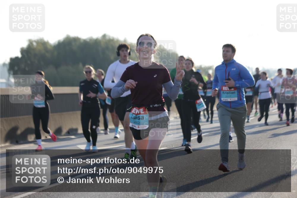 03.10.2025 - Köhlbrandbrückenlauf Jannik Wohlers http://msf.ph/oto/9049975 03.10.2025 09:18:36 Position 3 3642, 2117 meine-sportfotos.de
