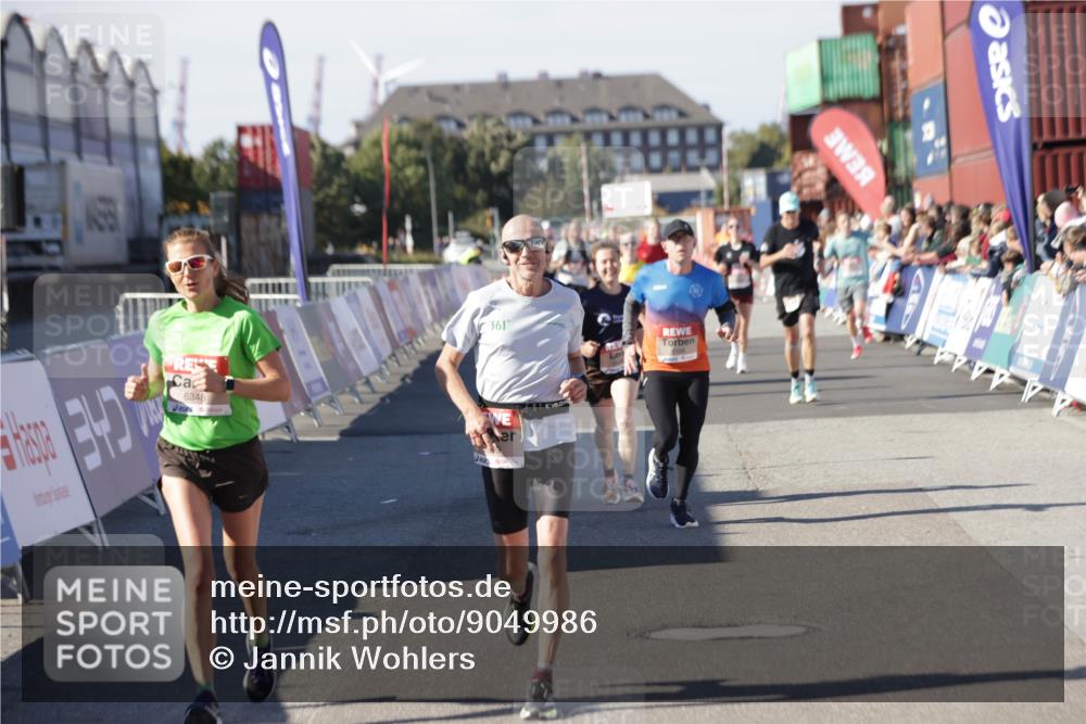 03.10.2025 - Köhlbrandbrückenlauf Jannik Wohlers http://msf.ph/oto/9049986 03.10.2025 13:07:58 Ziel 4184, 4310, 4357, 4382, 4395, 4639, 5959, 5993, 6022, 6120, 6163, 6244, 6285, 6348, 6409, 6651, 6696, 6821 meine-sportfotos.de