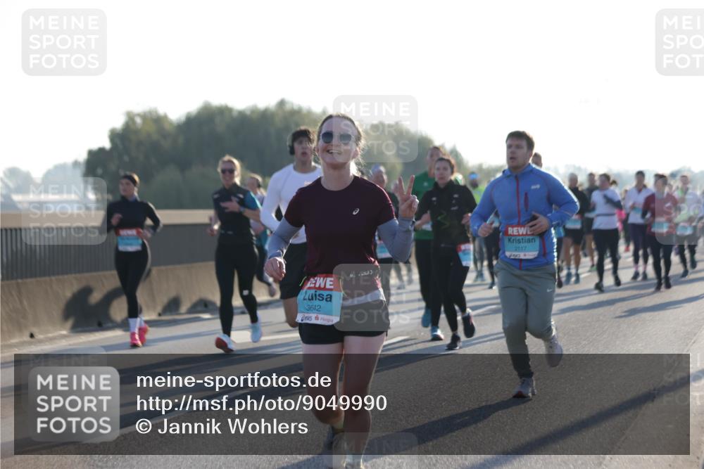 03.10.2025 - Köhlbrandbrückenlauf Jannik Wohlers http://msf.ph/oto/9049990 03.10.2025 09:18:37 Position 3 3642, 2117 meine-sportfotos.de