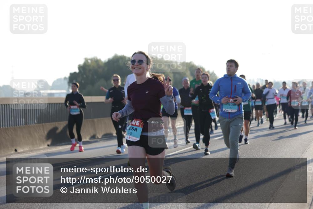03.10.2025 - Köhlbrandbrückenlauf Jannik Wohlers http://msf.ph/oto/9050027 03.10.2025 09:18:37 Position 3 3642, 2117 meine-sportfotos.de