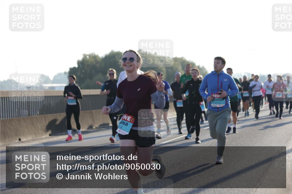 03.10.2025 - Köhlbrandbrückenlauf Jannik Wohlers http://msf.ph/oto/9050030 03.10.2025 09:18:37 Position 3 3642, 2117 meine-sportfotos.de