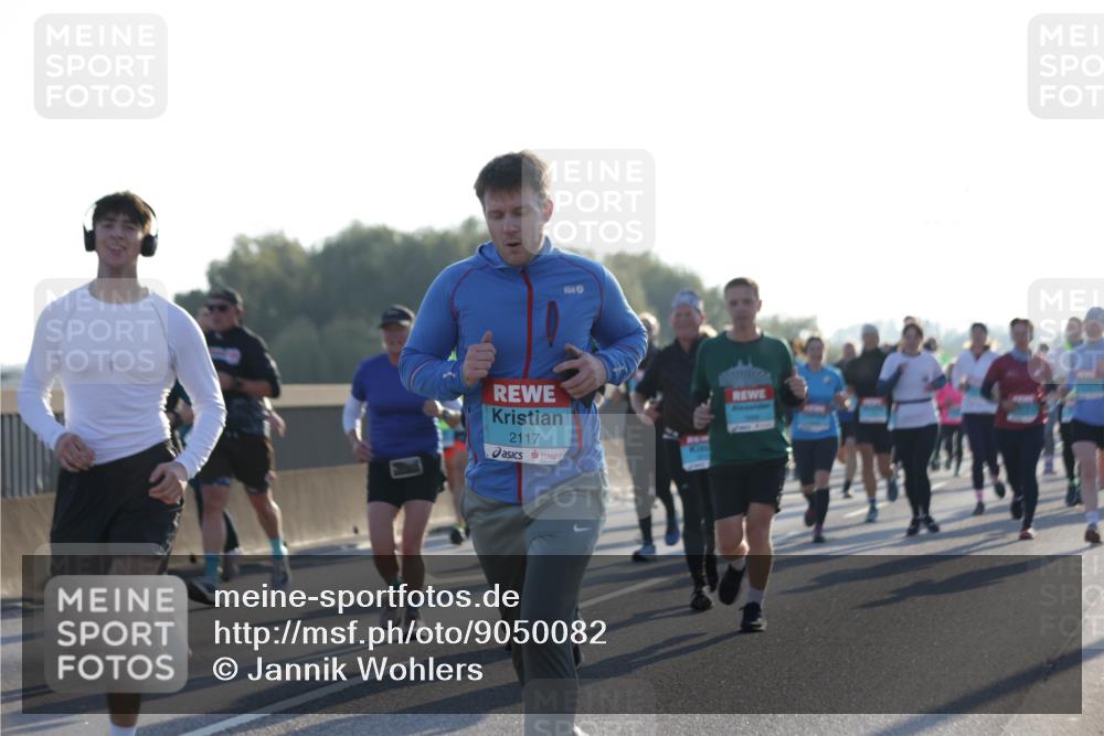 03.10.2025 - Köhlbrandbrückenlauf Jannik Wohlers http://msf.ph/oto/9050082 03.10.2025 09:18:38 Position 3 2117 meine-sportfotos.de