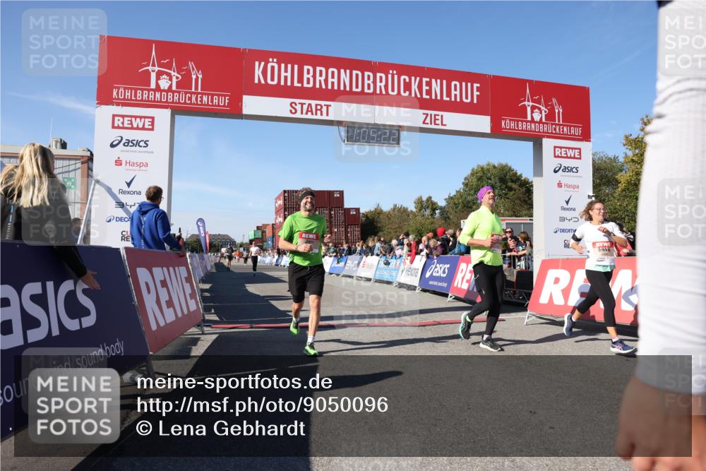 03.10.2025 - Köhlbrandbrückenlauf Lena Gebhardt http://msf.ph/oto/9050096 03.10.2025 13:05:23 Ziel 4011, 4272, 4344, 4390, 4496, 4584, 4877, 5637, 5969, 6041, 6044, 6081 meine-sportfotos.de