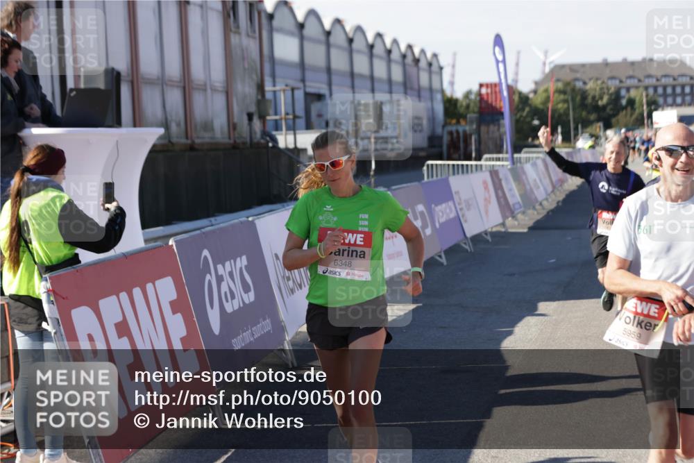 03.10.2025 - Köhlbrandbrückenlauf Jannik Wohlers http://msf.ph/oto/9050100 03.10.2025 13:08:00 Ziel 4184, 4310, 4357, 4395, 4639, 5959, 5993, 6022, 6120, 6163, 6244, 6285, 6348, 6409, 6635, 6651, 6696 meine-sportfotos.de