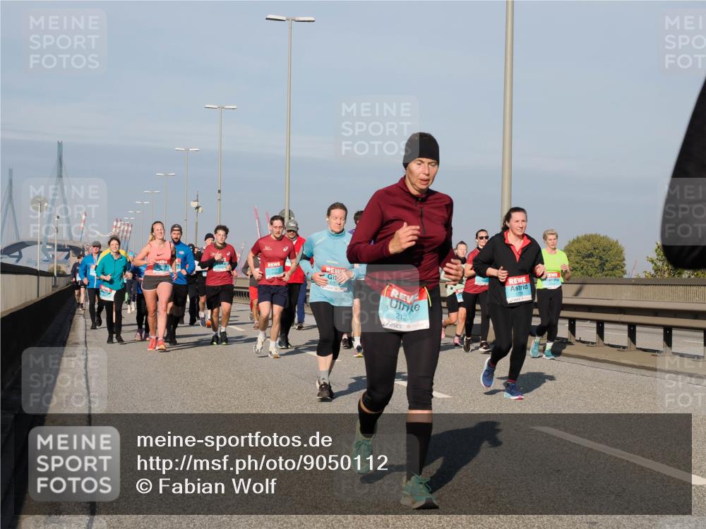 03.10.2025 - Köhlbrandbrückenlauf Fabian Wolf http://msf.ph/oto/9050112 03.10.2025 10:01:14 Position 3 1737, 2124, 9 meine-sportfotos.de