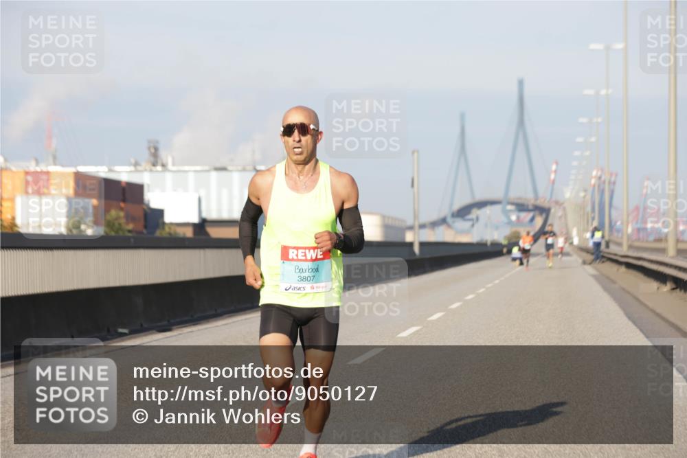 03.10.2025 - Köhlbrandbrückenlauf Jannik Wohlers http://msf.ph/oto/9050127 03.10.2025 09:35:36 Position 3 3807 meine-sportfotos.de