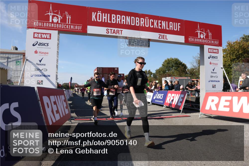 03.10.2025 - Köhlbrandbrückenlauf Lena Gebhardt http://msf.ph/oto/9050140 03.10.2025 13:21:12 Ziel 4363, 4393, 4601, 4680, 4749, 4846, 5265, 5363, 5450, 5618, 5746, 5873, 5878, 5882, 5883, 6262, 6282, 6602, 6756 meine-sportfotos.de