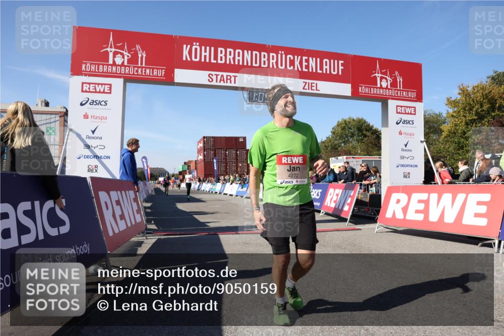 03.10.2025 - Köhlbrandbrückenlauf Lena Gebhardt http://msf.ph/oto/9050159 03.10.2025 13:05:24 Ziel 4011, 4272, 4344, 4390, 4496, 4584, 4877, 5637, 5969, 6041, 6044, 6081 meine-sportfotos.de