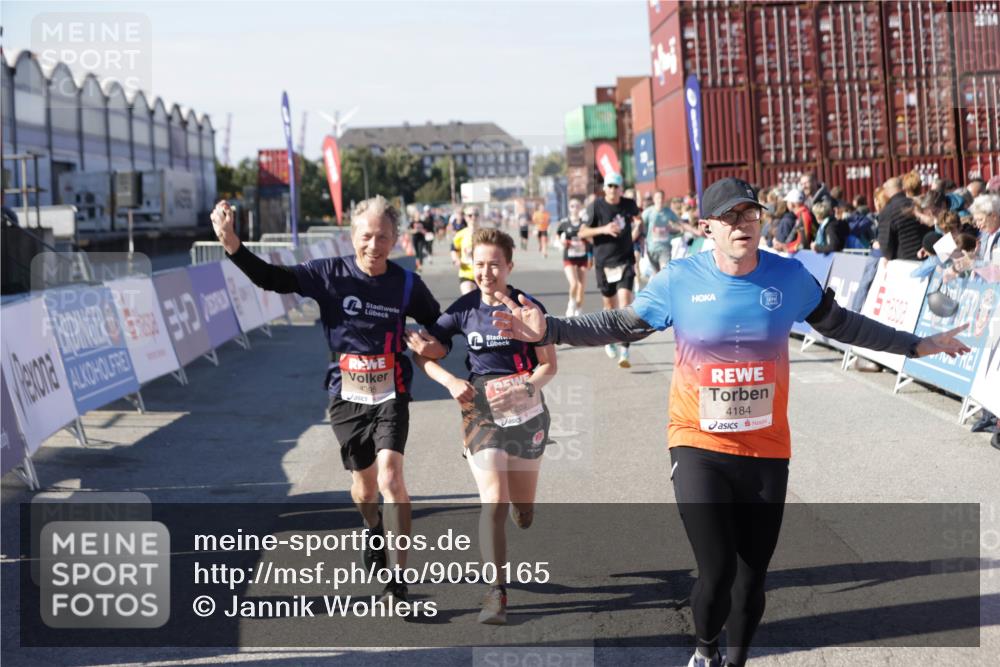 03.10.2025 - Köhlbrandbrückenlauf Jannik Wohlers http://msf.ph/oto/9050165 03.10.2025 13:08:02 Ziel 4107, 4184, 4357, 4395, 4639, 5959, 6022, 6163, 6244, 6348, 6409, 6635, 6696, 6752 meine-sportfotos.de