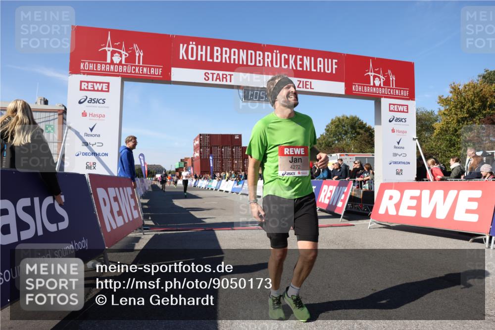 03.10.2025 - Köhlbrandbrückenlauf Lena Gebhardt http://msf.ph/oto/9050173 03.10.2025 13:05:24 Ziel 4011, 4272, 4344, 4390, 4496, 4584, 4877, 5637, 5969, 6041, 6044, 6081 meine-sportfotos.de