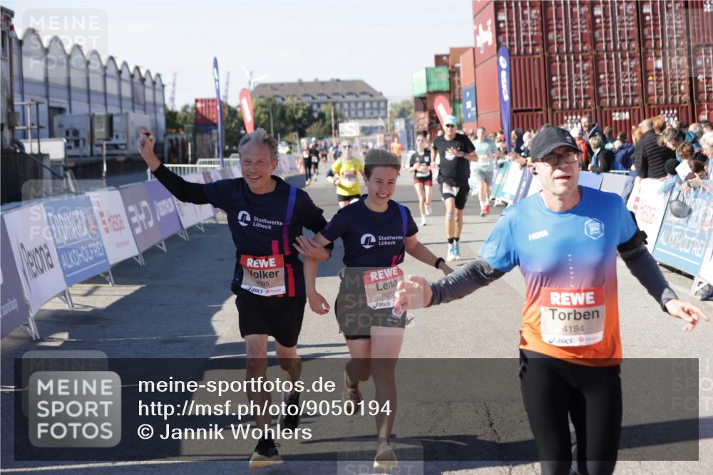 03.10.2025 - Köhlbrandbrückenlauf Jannik Wohlers http://msf.ph/oto/9050194 03.10.2025 13:08:02 Ziel 4107, 4184, 4357, 4395, 4639, 5959, 6022, 6163, 6244, 6348, 6409, 6635, 6696, 6752 meine-sportfotos.de