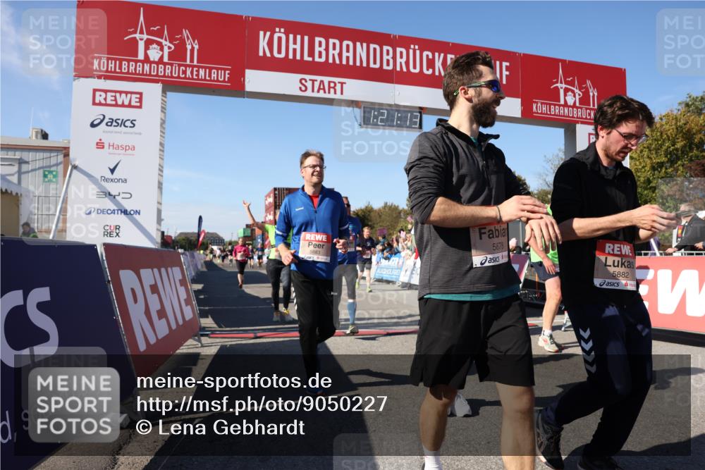 03.10.2025 - Köhlbrandbrückenlauf Lena Gebhardt http://msf.ph/oto/9050227 03.10.2025 13:21:14 Ziel 4363, 4393, 4601, 4680, 4749, 4846, 5265, 5363, 5450, 5618, 5746, 5873, 5878, 5882, 5883, 6262, 6282, 6602, 6756 meine-sportfotos.de