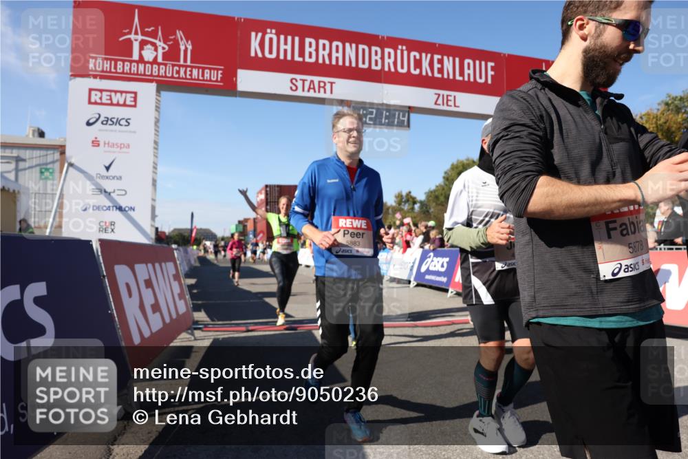 03.10.2025 - Köhlbrandbrückenlauf Lena Gebhardt http://msf.ph/oto/9050236 03.10.2025 13:21:14 Ziel 4363, 4393, 4601, 4680, 4749, 4846, 5265, 5363, 5450, 5618, 5746, 5873, 5878, 5882, 5883, 6262, 6282, 6602, 6756 meine-sportfotos.de
