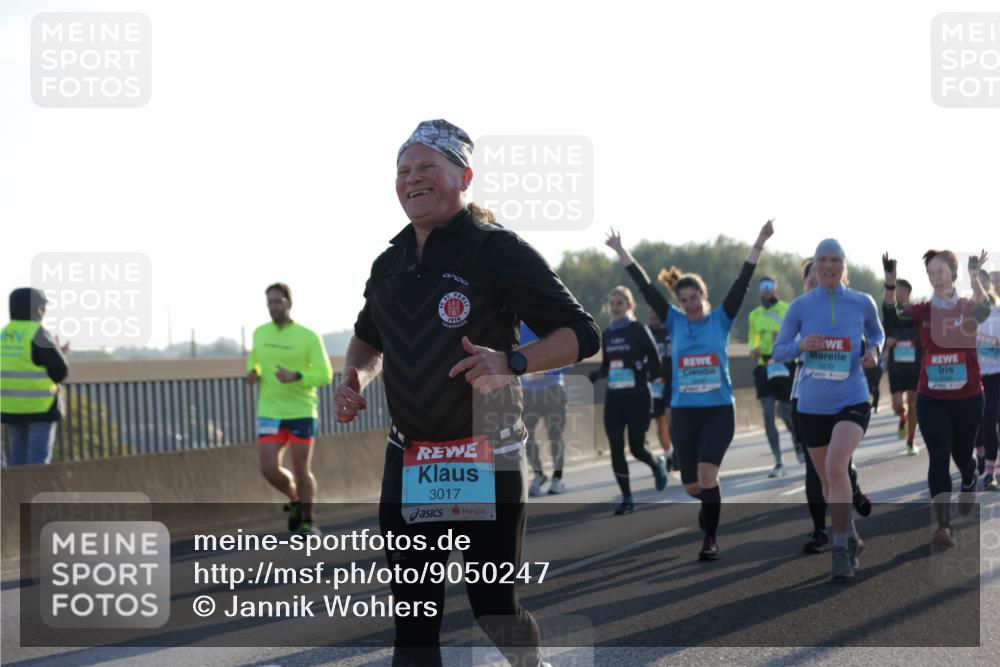 03.10.2025 - Köhlbrandbrückenlauf Jannik Wohlers http://msf.ph/oto/9050247 03.10.2025 09:18:42 Position 3 1910, 3017, 3630 meine-sportfotos.de