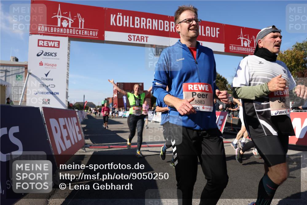 03.10.2025 - Köhlbrandbrückenlauf Lena Gebhardt http://msf.ph/oto/9050250 03.10.2025 13:21:15 Ziel 4363, 4393, 4601, 4749, 4846, 5265, 5450, 5618, 5746, 5873, 5878, 5882, 5883, 6262, 6282, 6602, 6756 meine-sportfotos.de