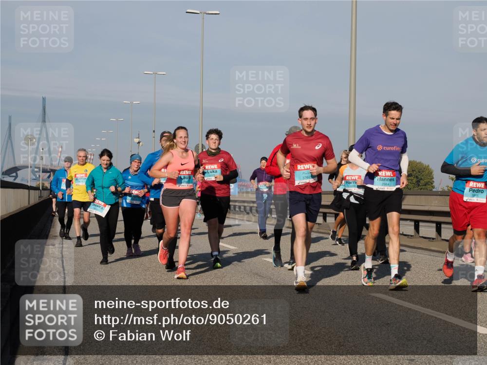 03.10.2025 - Köhlbrandbrückenlauf Fabian Wolf http://msf.ph/oto/9050261 03.10.2025 10:01:18 Position 3 3762, 1650, 2984, 1815 meine-sportfotos.de