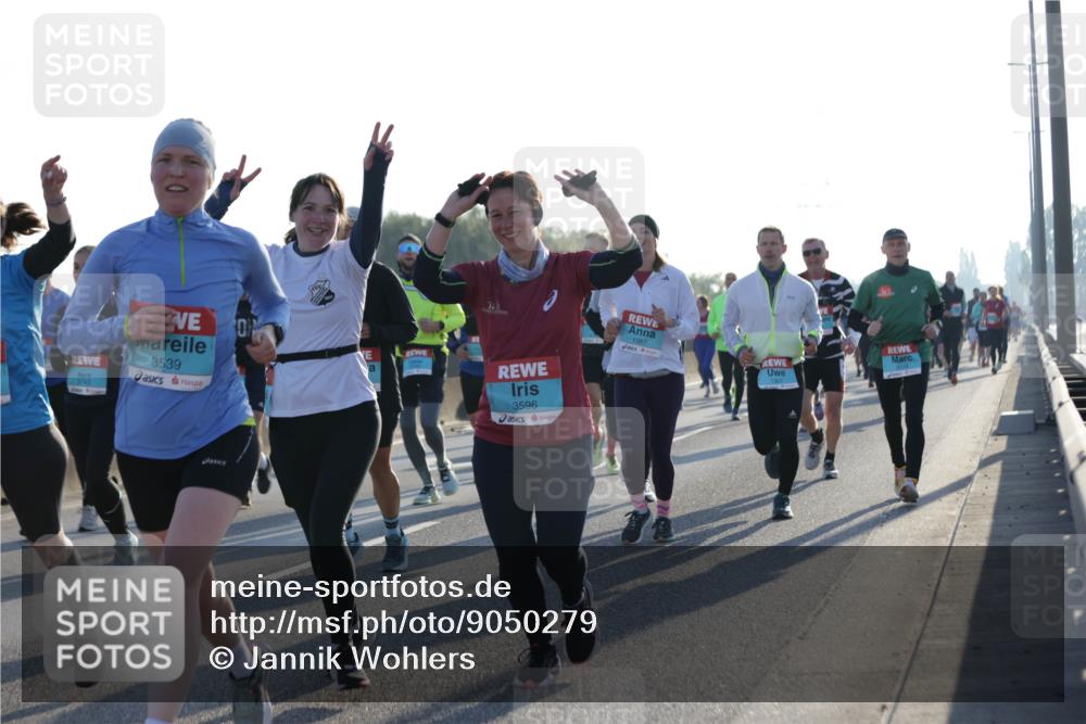 03.10.2025 - Köhlbrandbrückenlauf Jannik Wohlers http://msf.ph/oto/9050279 03.10.2025 09:18:44 Position 3 3539, 1387, 3596 meine-sportfotos.de