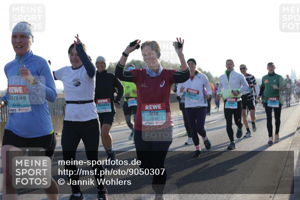 03.10.2025 - Köhlbrandbrückenlauf Jannik Wohlers http://msf.ph/oto/9050307 03.10.2025 09:18:44 Position 3 3539, 7, 1338, 3596, 1387, 1367 meine-sportfotos.de