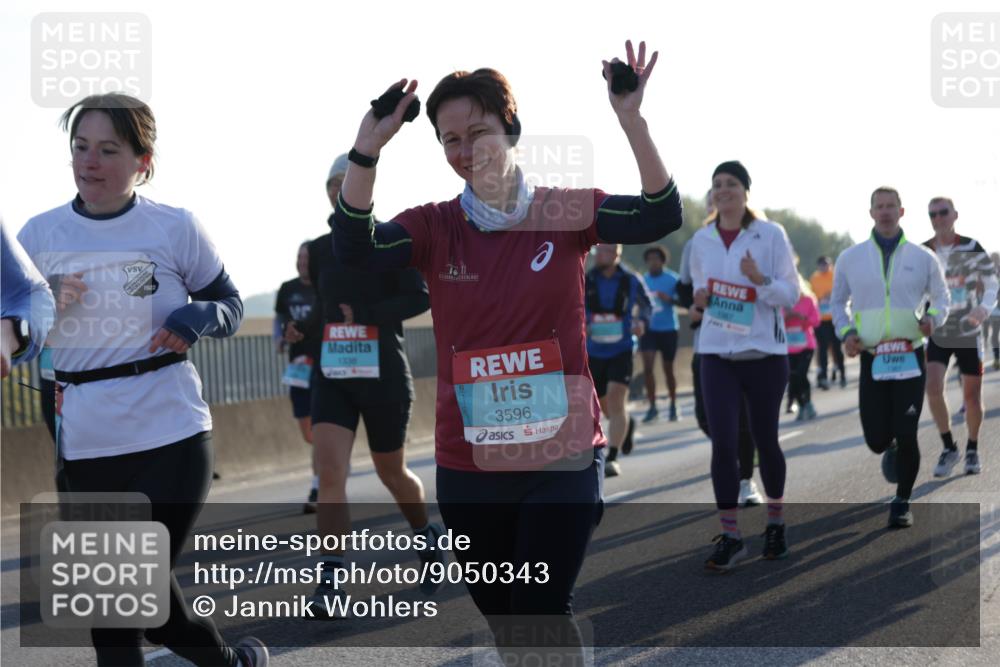 03.10.2025 - Köhlbrandbrückenlauf Jannik Wohlers http://msf.ph/oto/9050343 03.10.2025 09:18:44 Position 3 1338, 3596 meine-sportfotos.de