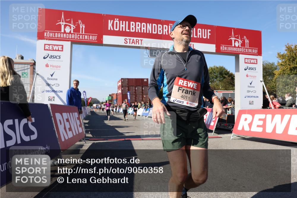 03.10.2025 - Köhlbrandbrückenlauf Lena Gebhardt http://msf.ph/oto/9050358 03.10.2025 13:05:32 Ziel 4011, 4062, 4161, 4278, 4384, 4584, 5468, 6281 meine-sportfotos.de
