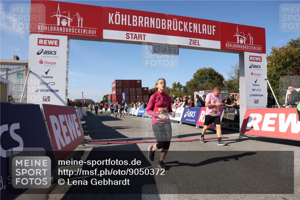03.10.2025 - Köhlbrandbrückenlauf Lena Gebhardt http://msf.ph/oto/9050372 03.10.2025 13:21:18 Ziel 4363, 4379, 4393, 4601, 4749, 4838, 4846, 5265, 5450, 5618, 5725, 5746, 5873, 5878, 5882, 5883, 6262, 6602, 6675, 6676, 6679, 6756 meine-sportfotos.de