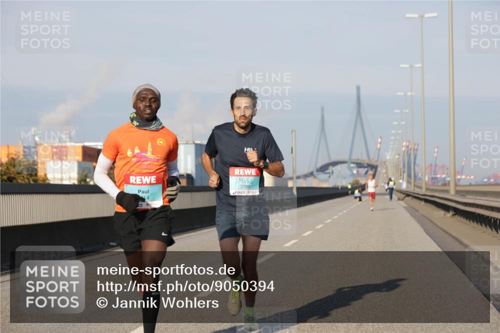 03.10.2025 - Köhlbrandbrückenlauf Jannik Wohlers http://msf.ph/oto/9050394 03.10.2025 09:35:55 Position 3 14, 3760 meine-sportfotos.de