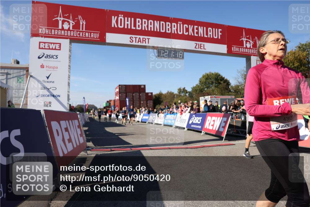 03.10.2025 - Köhlbrandbrückenlauf Lena Gebhardt http://msf.ph/oto/9050420 03.10.2025 13:21:19 Ziel 4363, 4379, 4393, 4601, 4838, 4846, 5265, 5450, 5506, 5618, 5725, 5746, 5873, 5878, 5882, 5883, 6040, 6221, 6262, 6602, 6675, 6676, 6679, 6802 meine-sportfotos.de