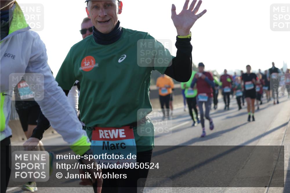 03.10.2025 - Köhlbrandbrückenlauf Jannik Wohlers http://msf.ph/oto/9050524 03.10.2025 09:18:47 Position 3 3238 meine-sportfotos.de