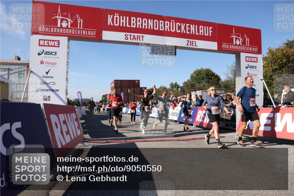 03.10.2025 - Köhlbrandbrückenlauf Lena Gebhardt http://msf.ph/oto/9050550 03.10.2025 13:21:24 Ziel 4363, 4379, 4601, 4838, 4917, 5483, 5506, 5725, 5871, 5873, 6040, 6221, 6675, 6676, 6679, 6802 meine-sportfotos.de
