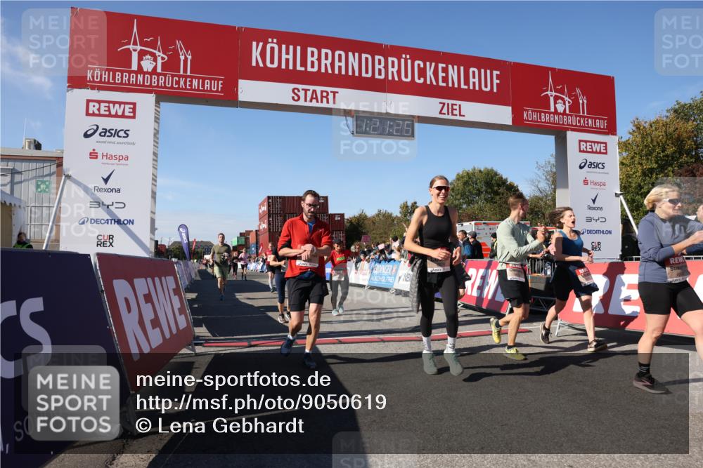 03.10.2025 - Köhlbrandbrückenlauf Lena Gebhardt http://msf.ph/oto/9050619 03.10.2025 13:21:25 Ziel 4363, 4379, 4601, 4838, 4917, 5149, 5483, 5506, 5725, 5871, 5873, 6040, 6221, 6675, 6676, 6679, 6802 meine-sportfotos.de