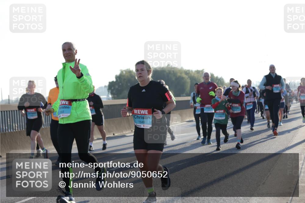 03.10.2025 - Köhlbrandbrückenlauf Jannik Wohlers http://msf.ph/oto/9050652 03.10.2025 09:18:51 Position 3 1843, 1649 meine-sportfotos.de