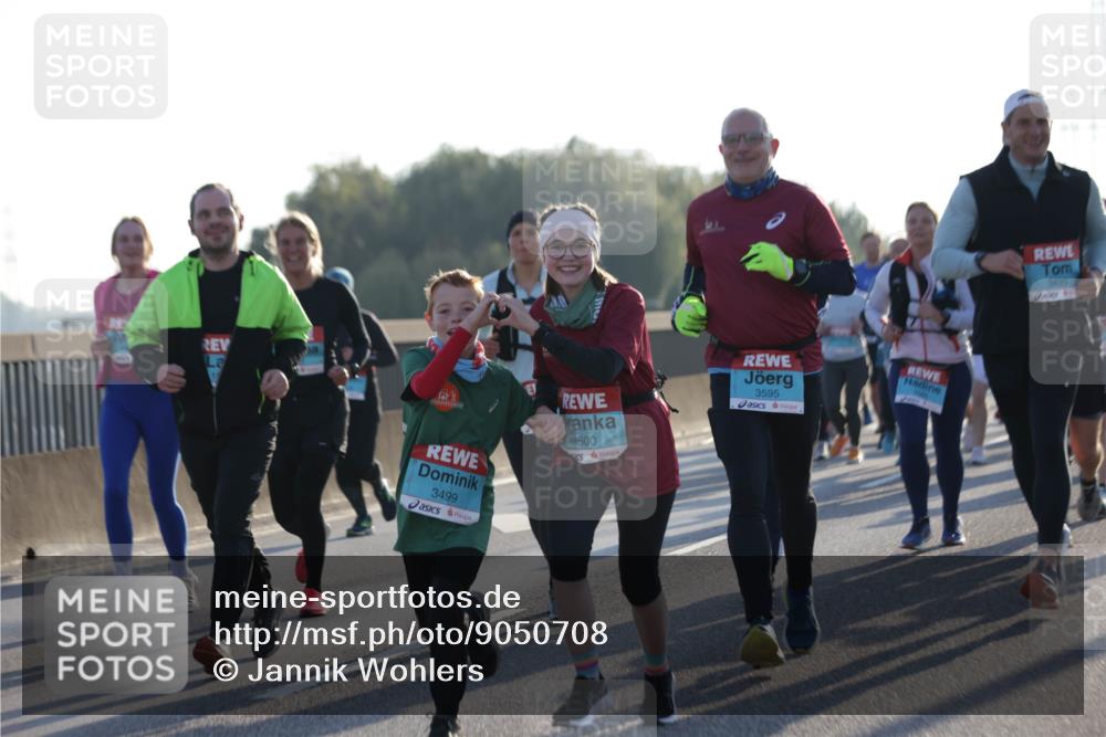 03.10.2025 - Köhlbrandbrückenlauf Jannik Wohlers http://msf.ph/oto/9050708 03.10.2025 09:18:52 Position 3 3499, 3500, 3595, 3435 meine-sportfotos.de