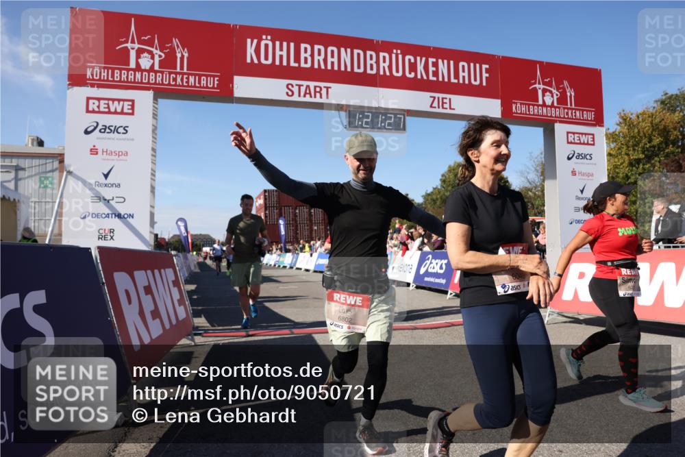 03.10.2025 - Köhlbrandbrückenlauf Lena Gebhardt http://msf.ph/oto/9050721 03.10.2025 13:21:28 Ziel 4367, 4379, 4838, 4917, 5149, 5458, 5483, 5506, 5725, 5871, 6040, 6132, 6186, 6221, 6675, 6676, 6679, 6802 meine-sportfotos.de