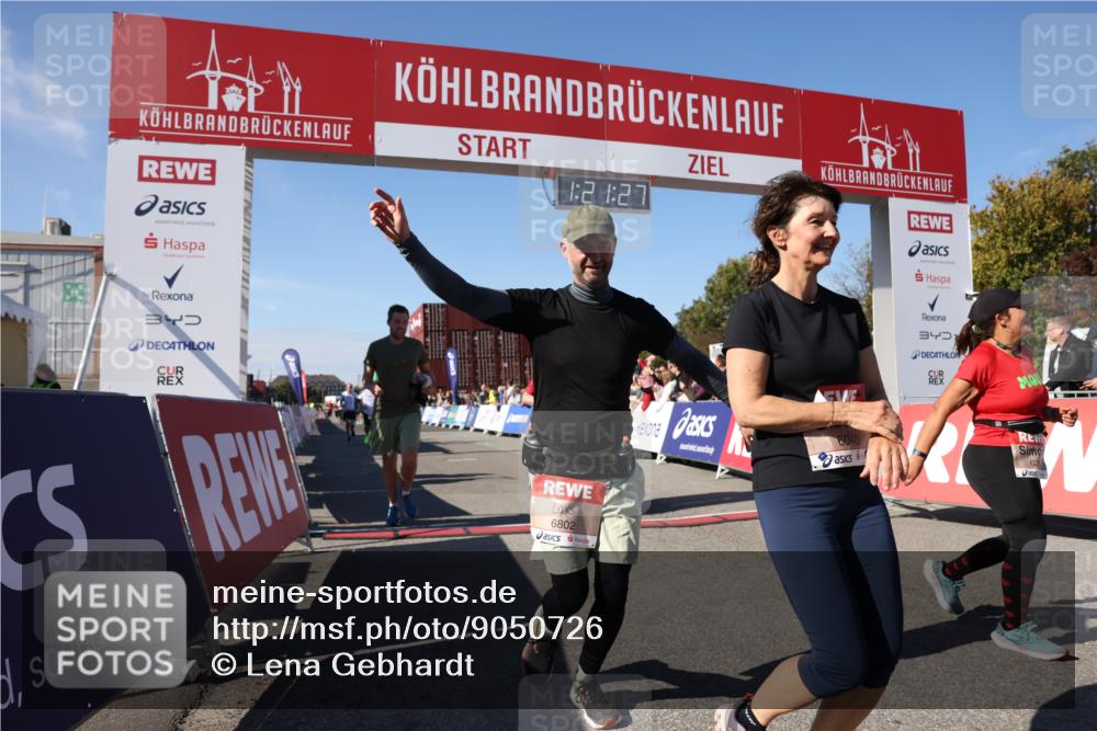 03.10.2025 - Köhlbrandbrückenlauf Lena Gebhardt http://msf.ph/oto/9050726 03.10.2025 13:21:28 Ziel 4367, 4379, 4838, 4917, 5149, 5458, 5483, 5506, 5725, 5871, 6040, 6132, 6186, 6221, 6675, 6676, 6679, 6802 meine-sportfotos.de