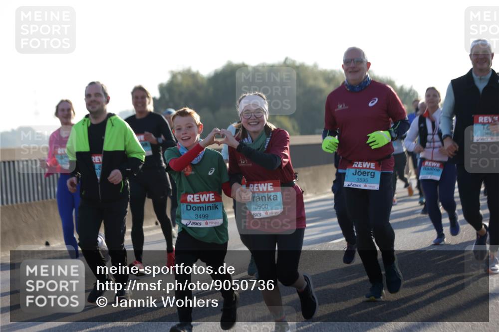 03.10.2025 - Köhlbrandbrückenlauf Jannik Wohlers http://msf.ph/oto/9050736 03.10.2025 09:18:53 Position 3 3499, 3500, 3595, 3437 meine-sportfotos.de