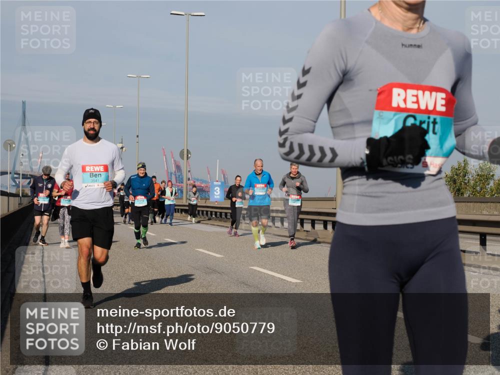 03.10.2025 - Köhlbrandbrückenlauf Fabian Wolf http://msf.ph/oto/9050779 03.10.2025 10:01:29 Position 3 3541, 3 meine-sportfotos.de
